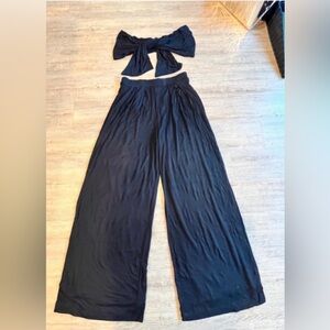 Women’s Black Tory Two Piece with Self-Double Layer Wide Leg Pants XL